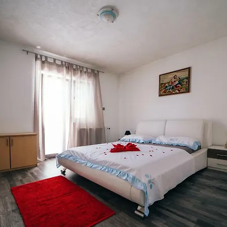 ヴィラ Four Bedroom Holliday *