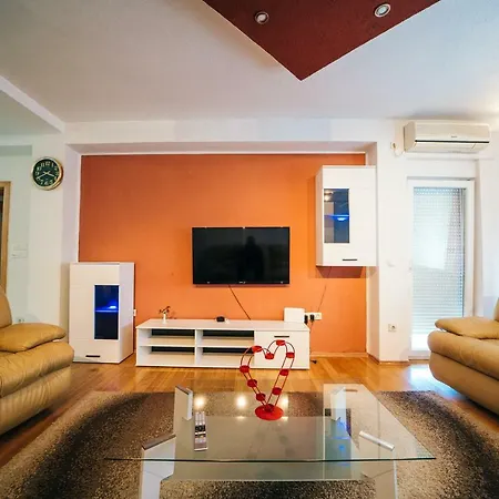 Four Bedroom Holliday *
